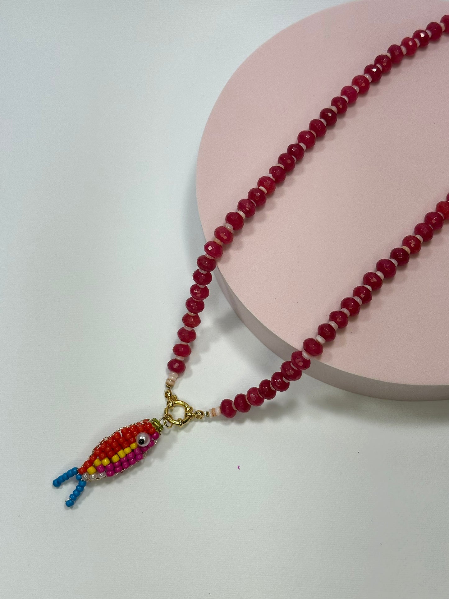 Collana Cardinal fish